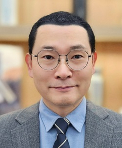 박준형 목사.jpg
