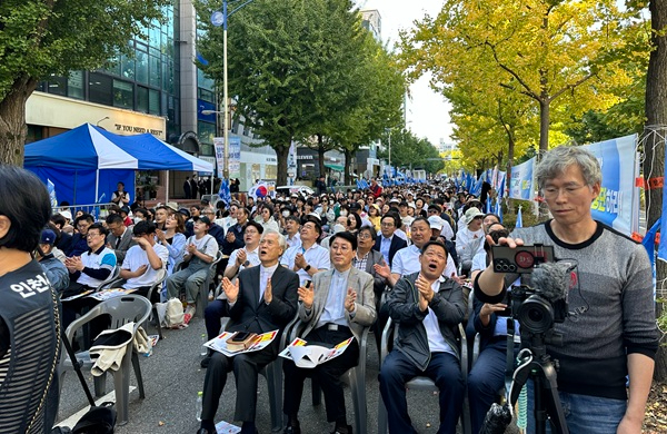 KakaoTalk_20261019_102843675_06.jpg