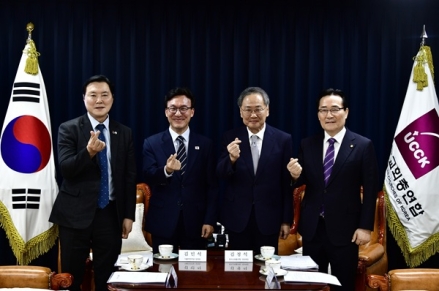 한교총, 김민석 민주당 대표와 교계 현안 논의… “해외 선교비 과세 등 의견 전달”