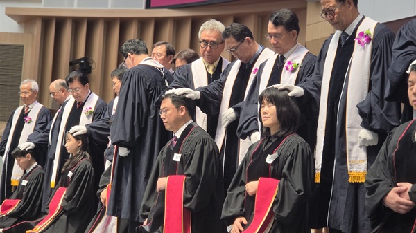 카이캄 제54회 목사안수식 “십자가의 길로 부름 받은 114명의 사명자들”