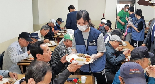 한기연, 어버이날 맞아 특별한 ‘사랑의 밥퍼’