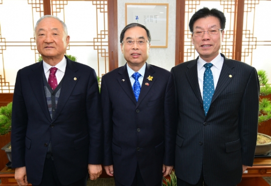 중국 하이커우경제대 천쇼 총장, 백석대 방문