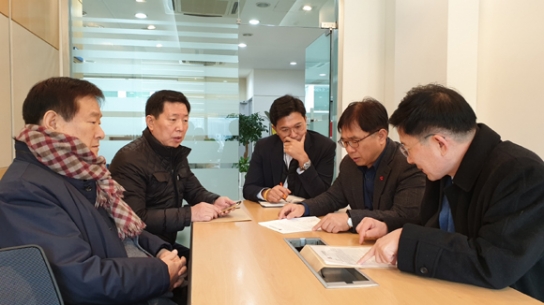 한교총, ‘NAP 독소조항 반대 서명’ 청와대 전달