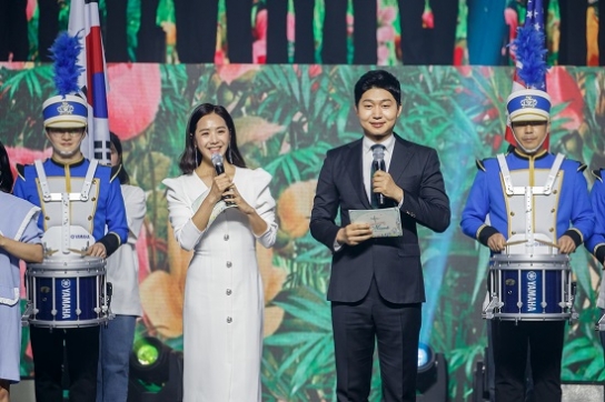 기쁨과 환희의 2022 부활절 퍼레이드 ‘THE MIRACLE’