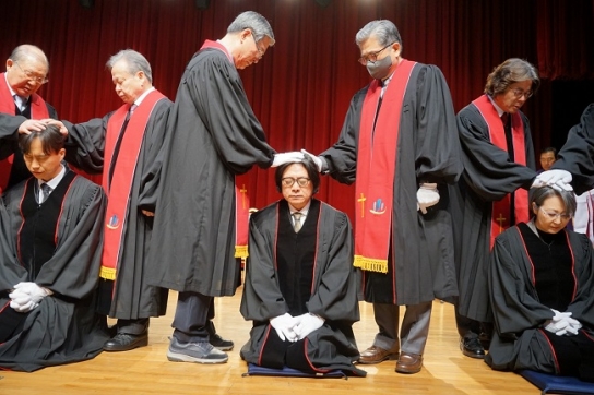 국독연 제19회 목사안수식, 25명의 신임 목회자 배출