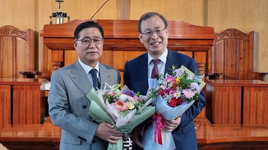 한국교회총무회 신임회장에 예성 이강춘 목사 선출