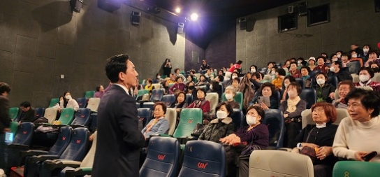 한국교회 '건국전쟁' 관람 러시 "국부 이승만의 귀환"