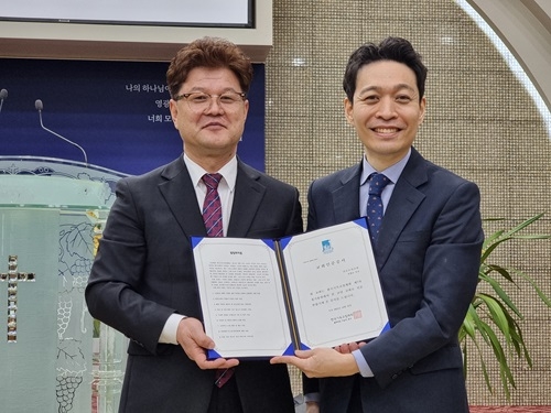 전주 ‘더글로리교회’, 한침 가입 감사예배 드려