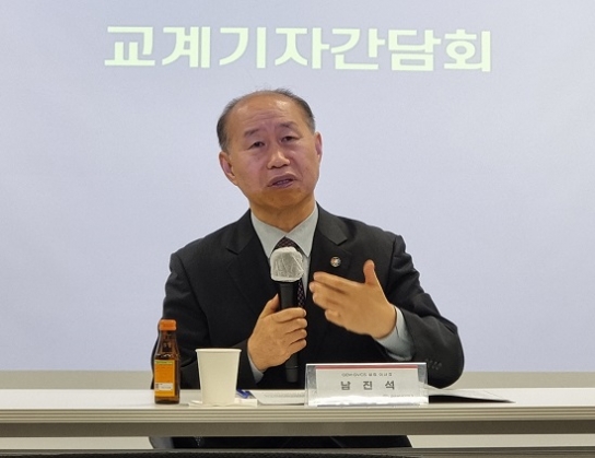 “장학금 받고 세계로 가는 글로벌선진학교로 오세요”