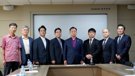 감리교 동성애대책위 “이동환 씨 ‘출교’ 여전히 유효··· 이변은 없다”