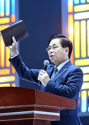 이영훈 목사 “가나와 아프리카의 부흥을 꿈꾸라”
