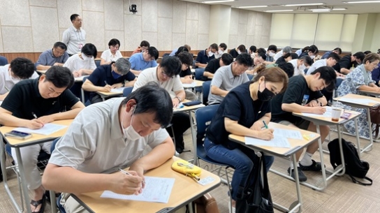 카이캄, 제50회 목사고시 124명 필기시험 응시