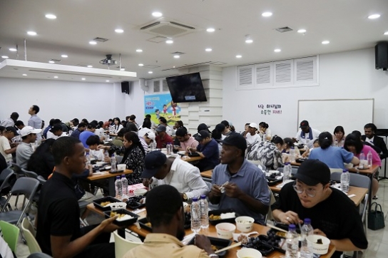 용인 기쁨의교회, “추석맞이 이주민 초청 천국복음 잔치” 개최