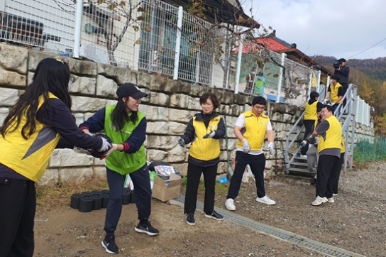 백석문화대 사회복지학과, 소외이웃에 연탄 3500장 배달
