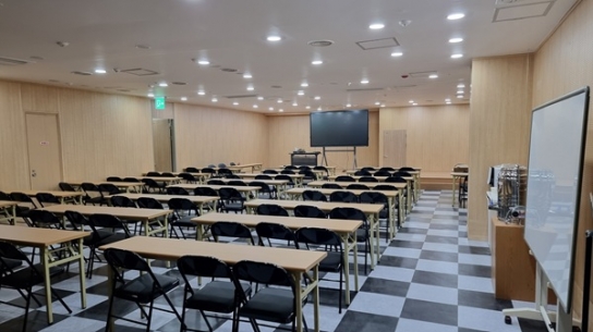 한교본, 서울 명동 한복판에 무료 나눔 공간 ‘명동 아고라’ 개소
