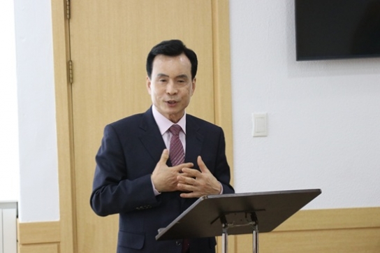 강대석 목사 “목회 끝은 오직 ‘영혼 구원’… 성장에 공짜는 없다”